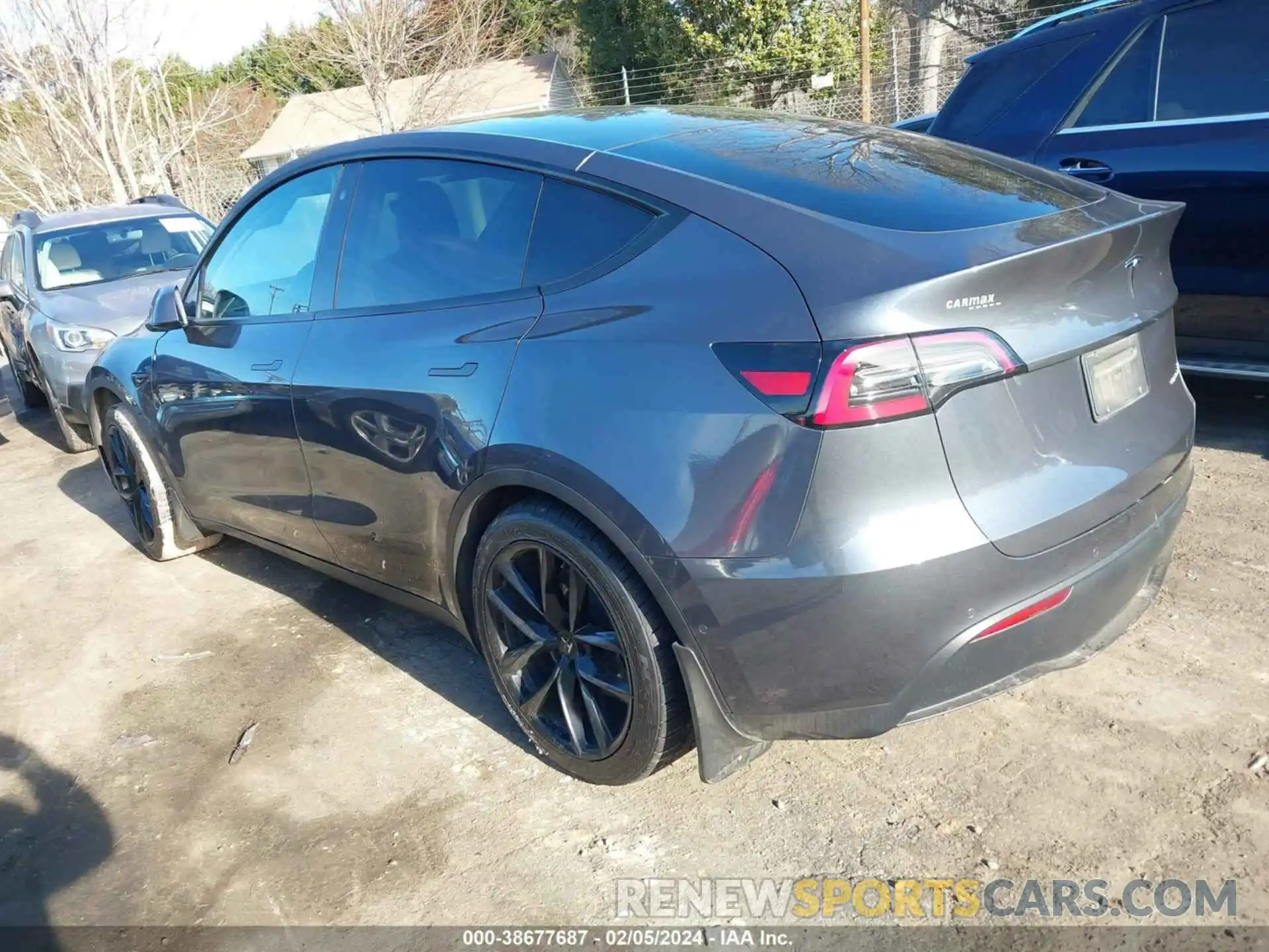 3 Photograph of a damaged car 5YJYGDEE3LF027094 TESLA MODEL Y 2020