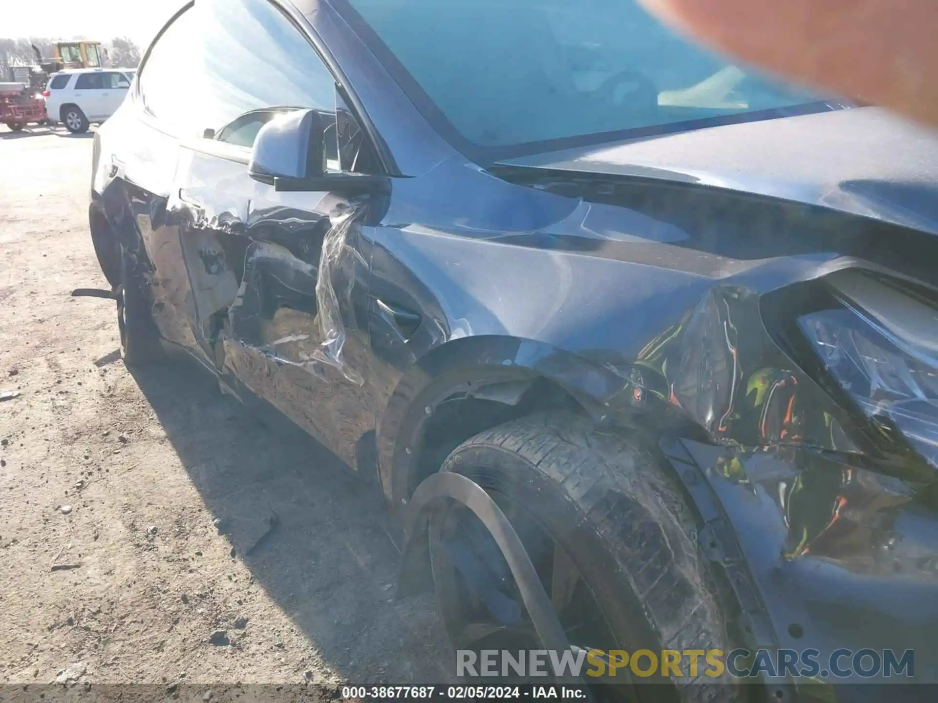 6 Photograph of a damaged car 5YJYGDEE3LF027094 TESLA MODEL Y 2020