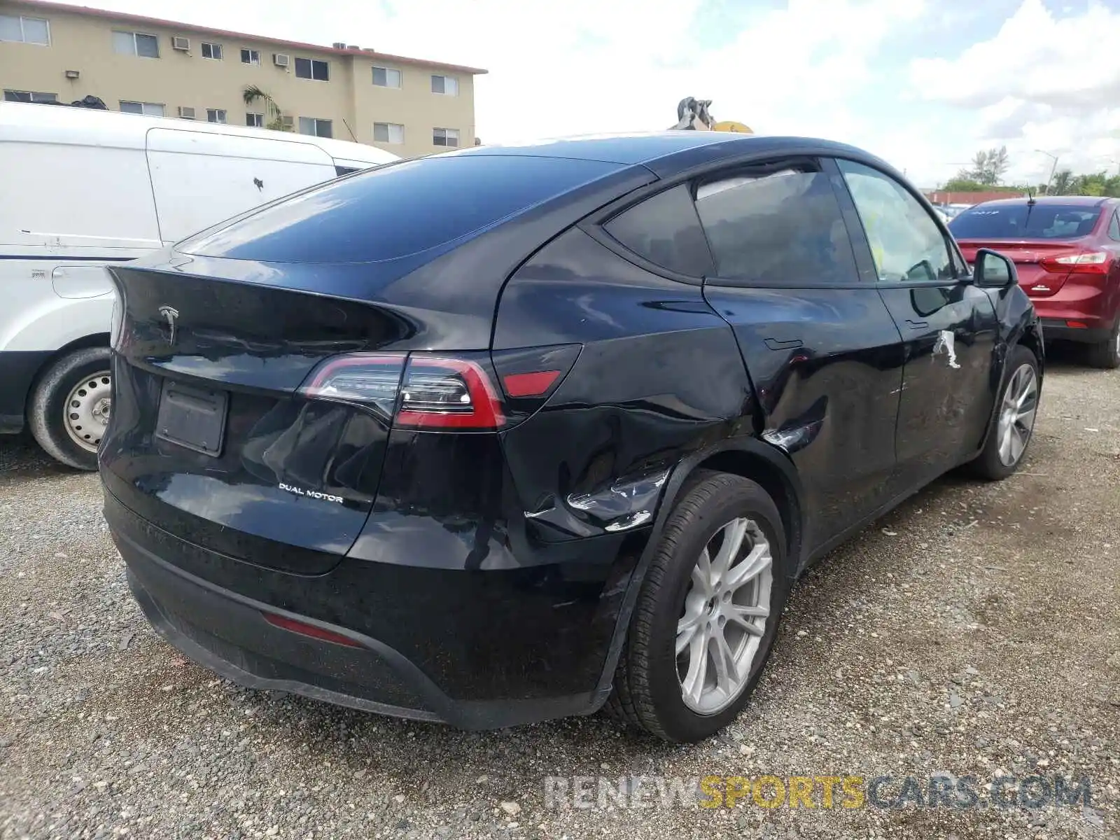 4 Фотография поврежденного автомобиля 5YJYGDEE3LF027452 TESLA MODEL Y 2020