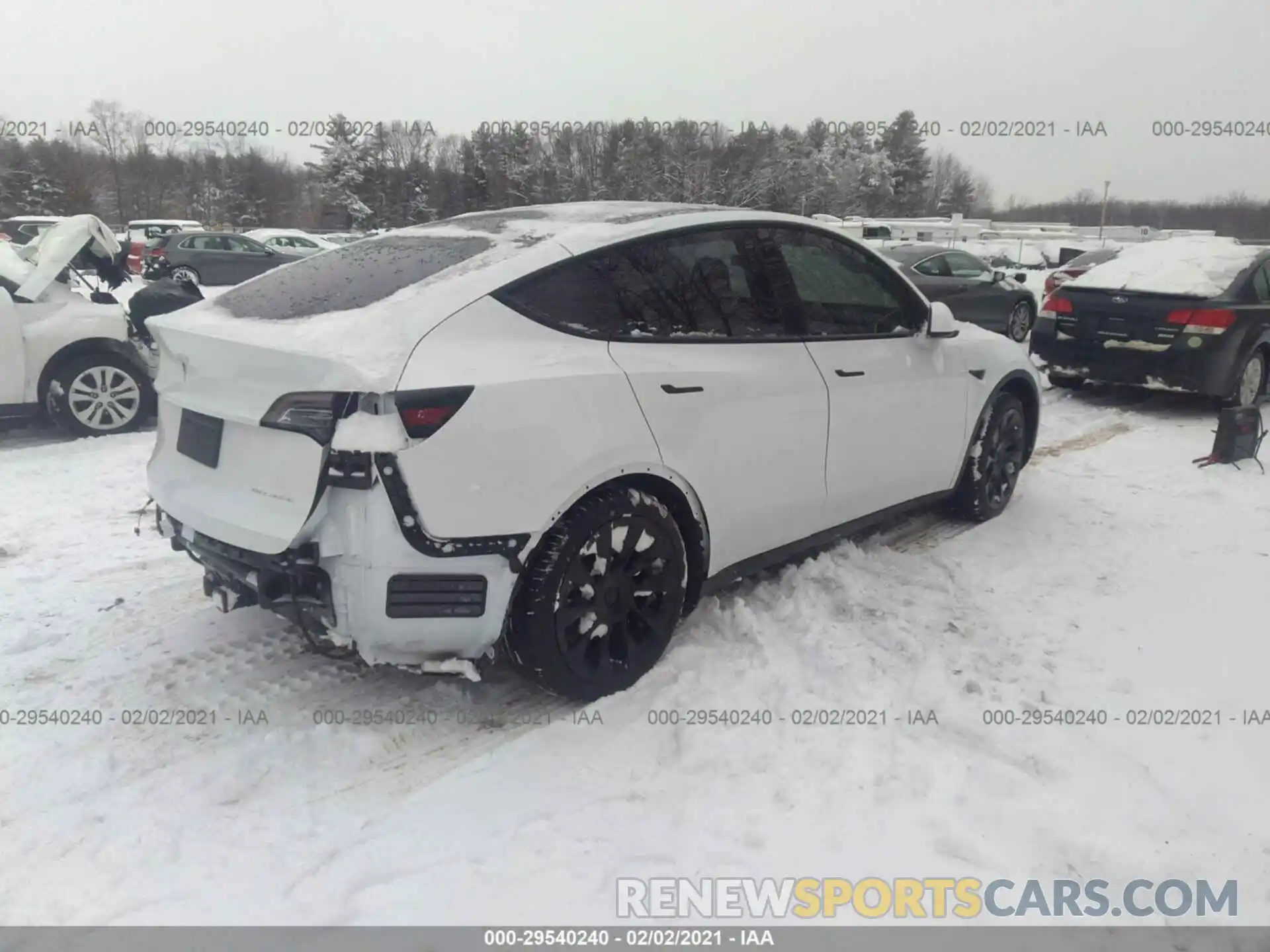 4 Photograph of a damaged car 5YJYGDEE3LF029816 TESLA MODEL Y 2020