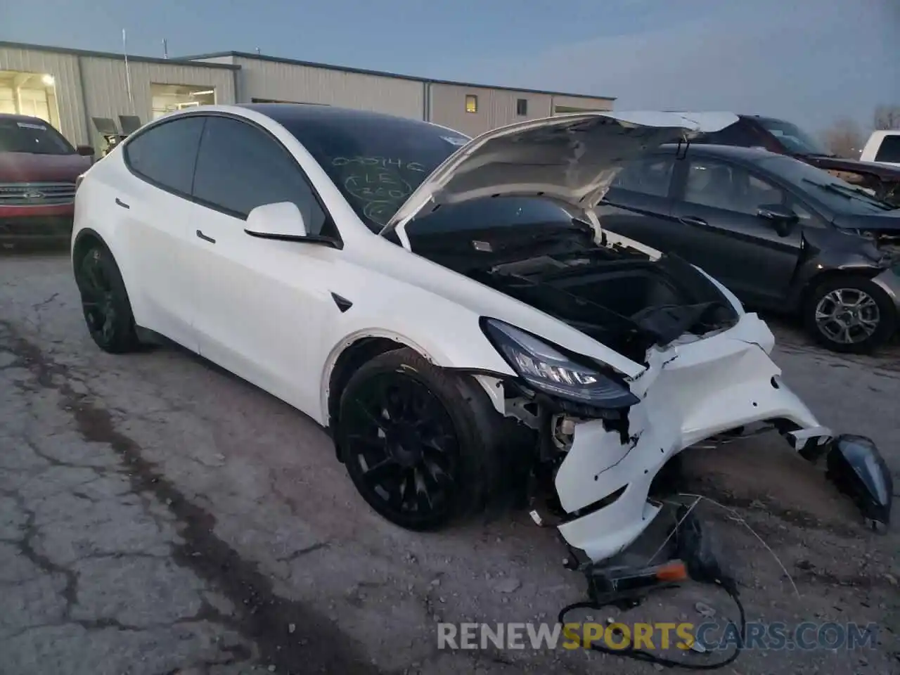 1 Photograph of a damaged car 5YJYGDEE3LF030948 TESLA MODEL Y 2020