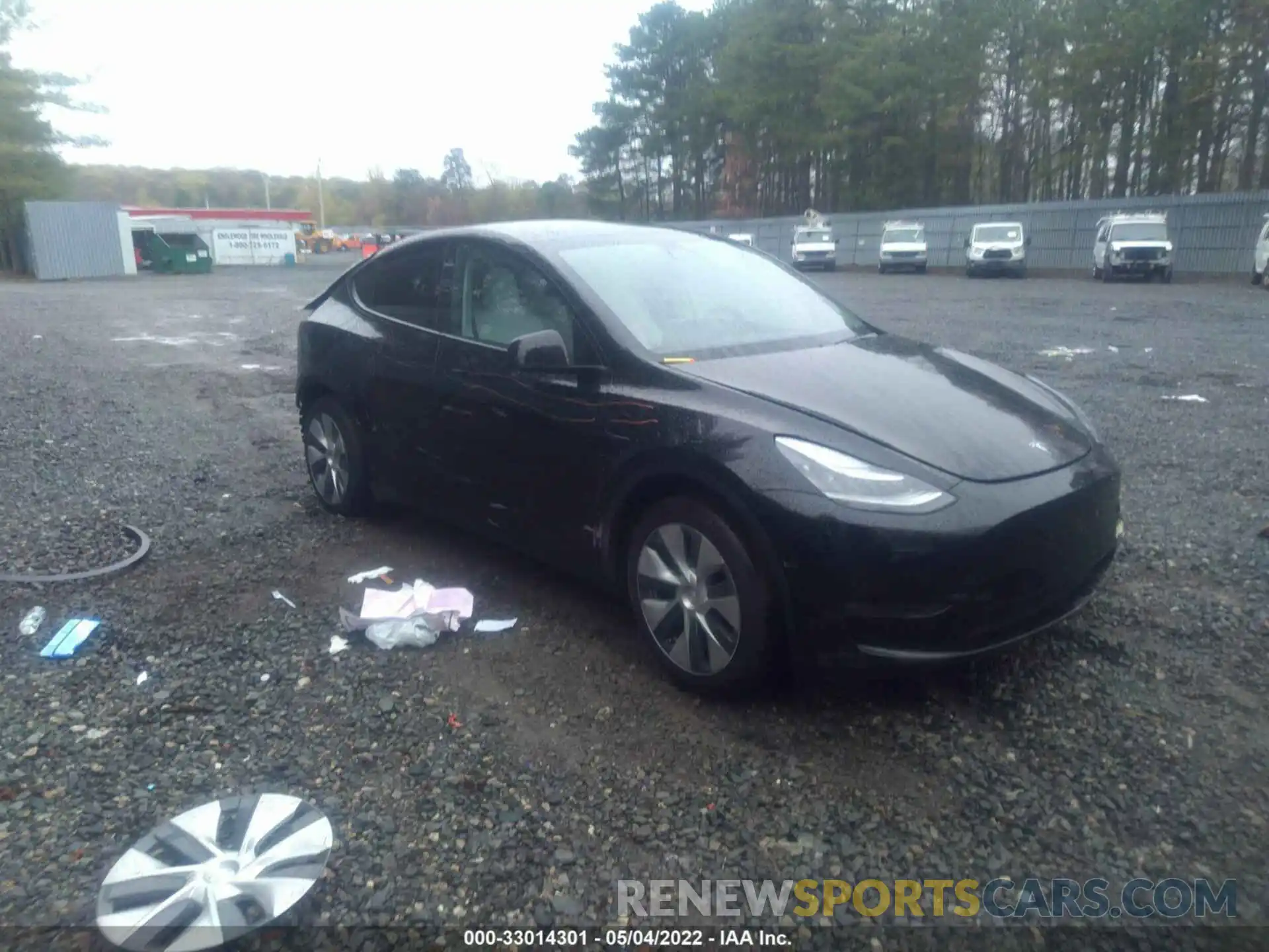 1 Photograph of a damaged car 5YJYGDEE3LF032327 TESLA MODEL Y 2020