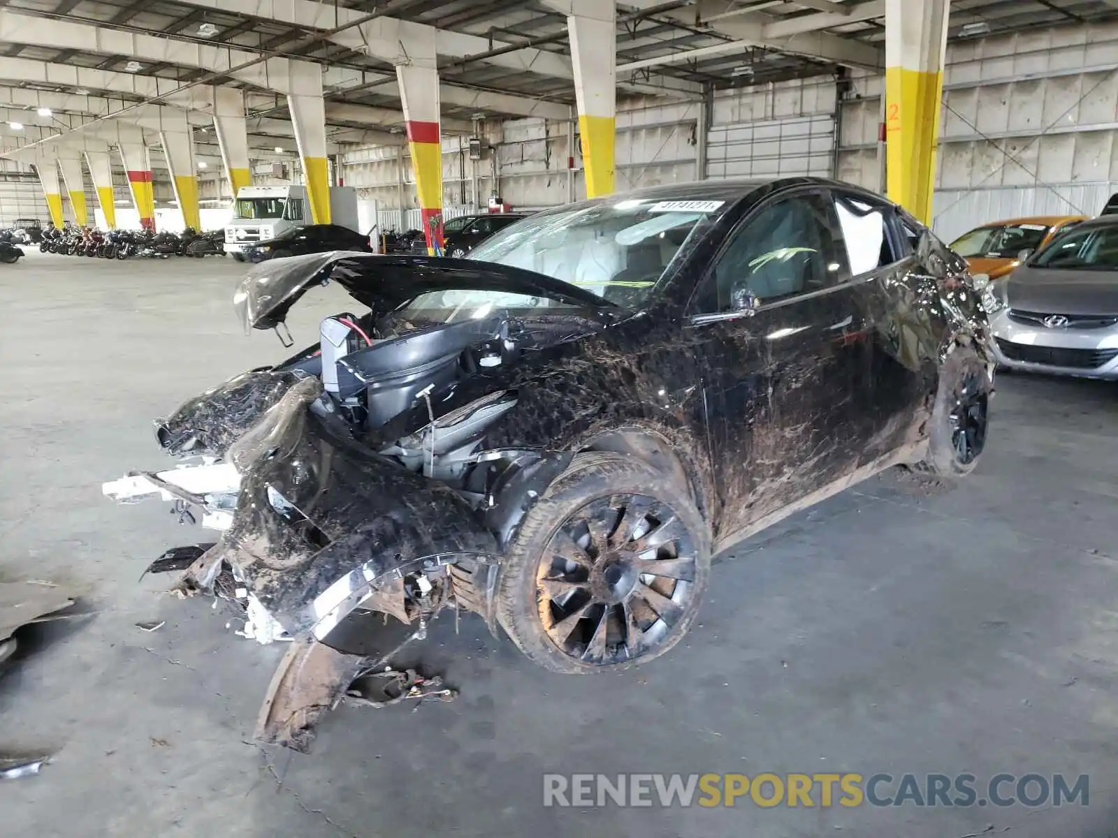 2 Photograph of a damaged car 5YJYGDEE3LF036300 TESLA MODEL Y 2020