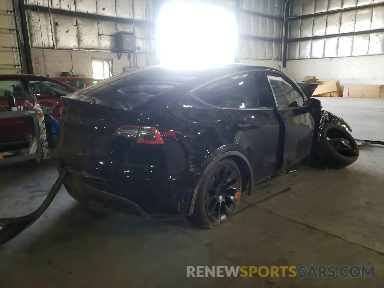 4 Photograph of a damaged car 5YJYGDEE3LF036300 TESLA MODEL Y 2020