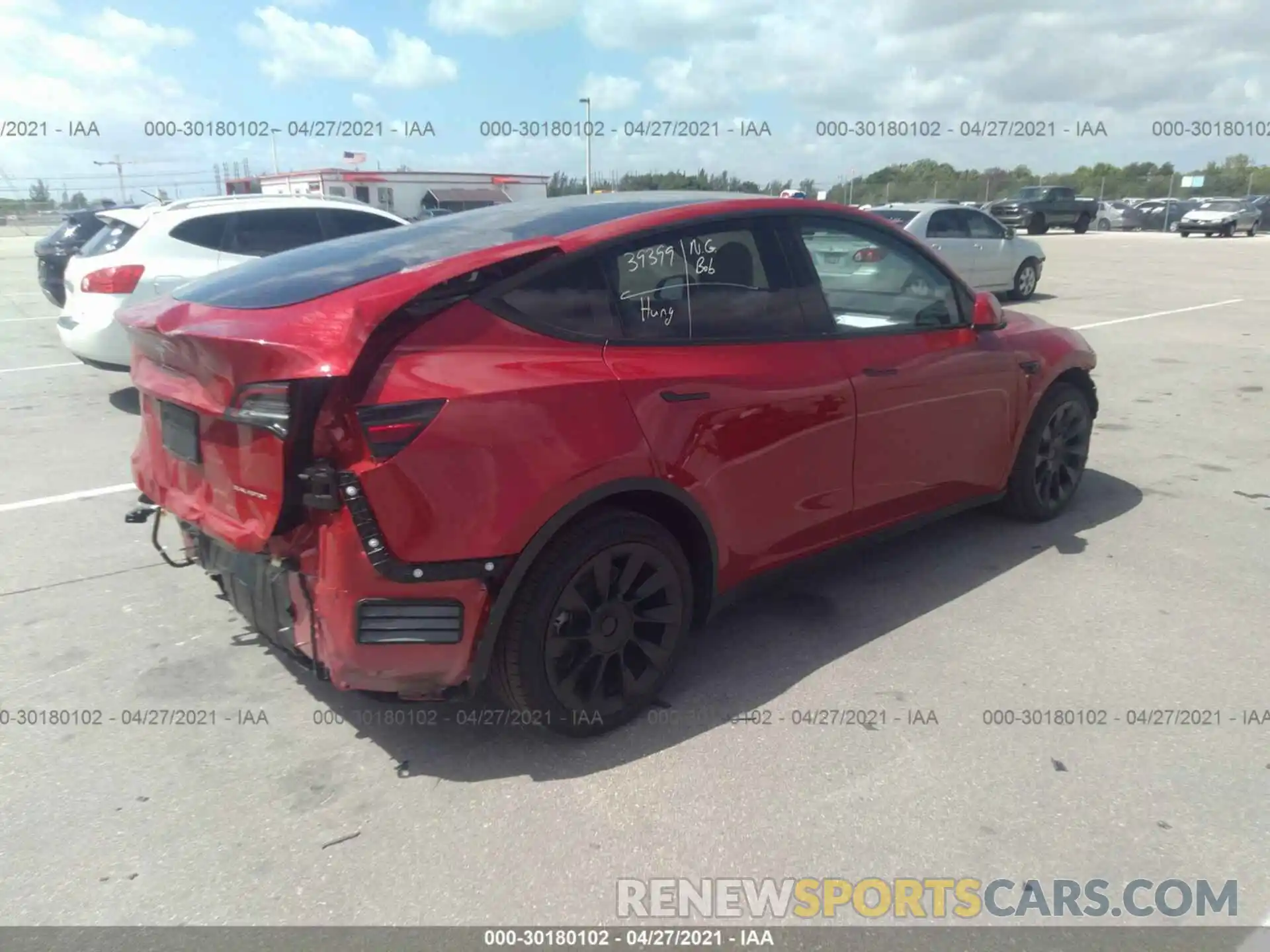 4 Photograph of a damaged car 5YJYGDEE3LF040413 TESLA MODEL Y 2020