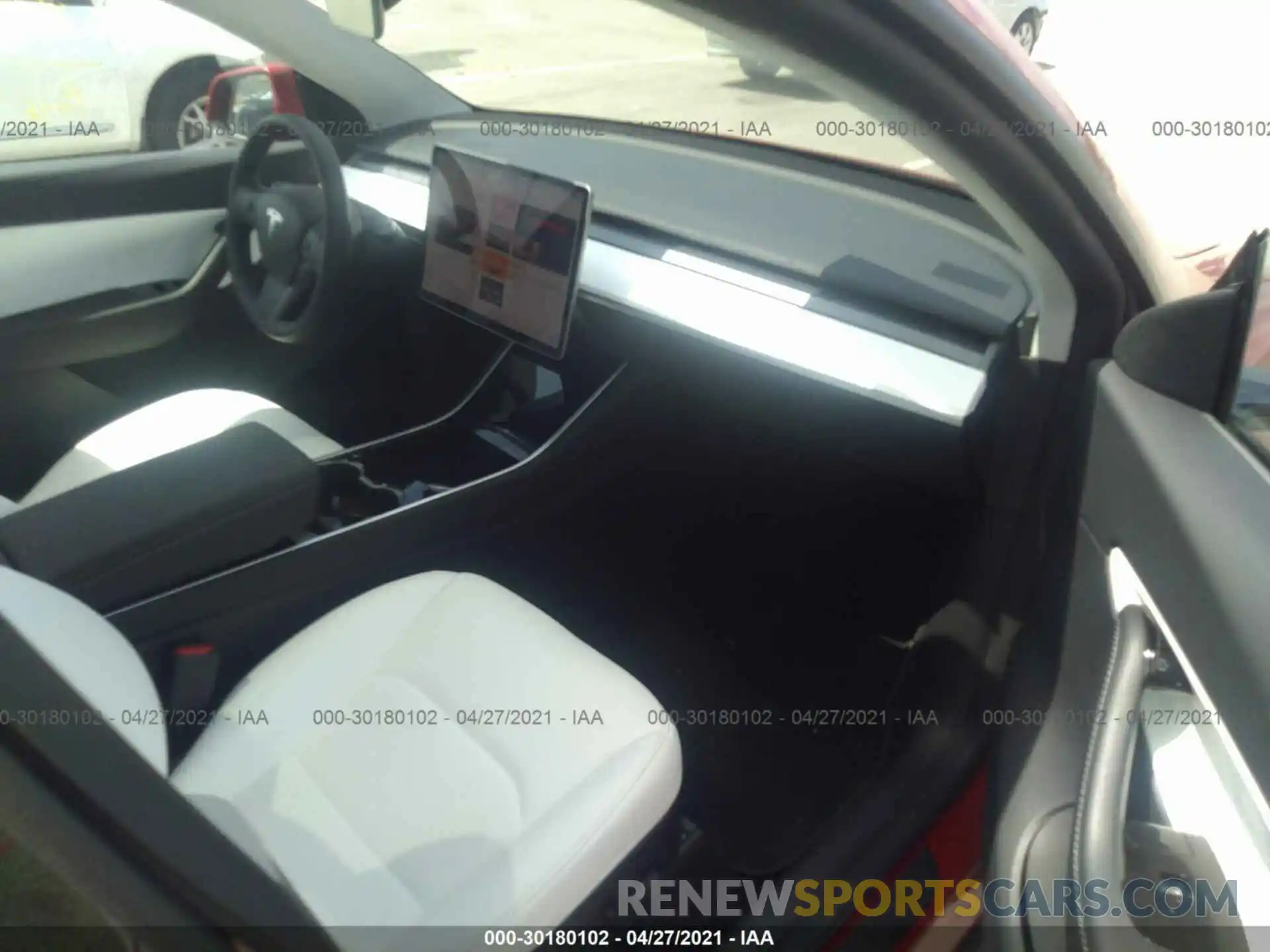 5 Photograph of a damaged car 5YJYGDEE3LF040413 TESLA MODEL Y 2020