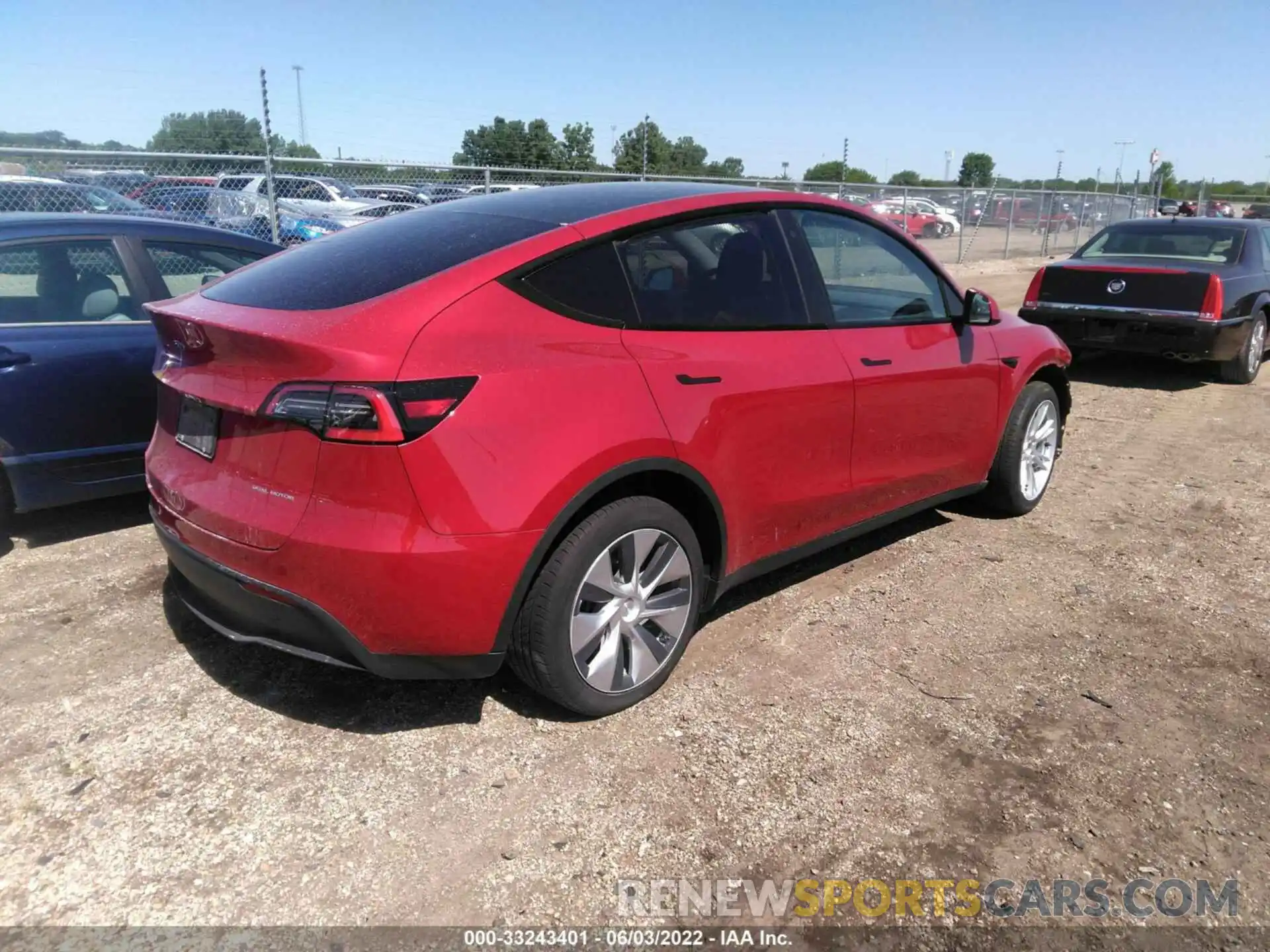 4 Фотография поврежденного автомобиля 5YJYGDEE3LF043988 TESLA MODEL Y 2020