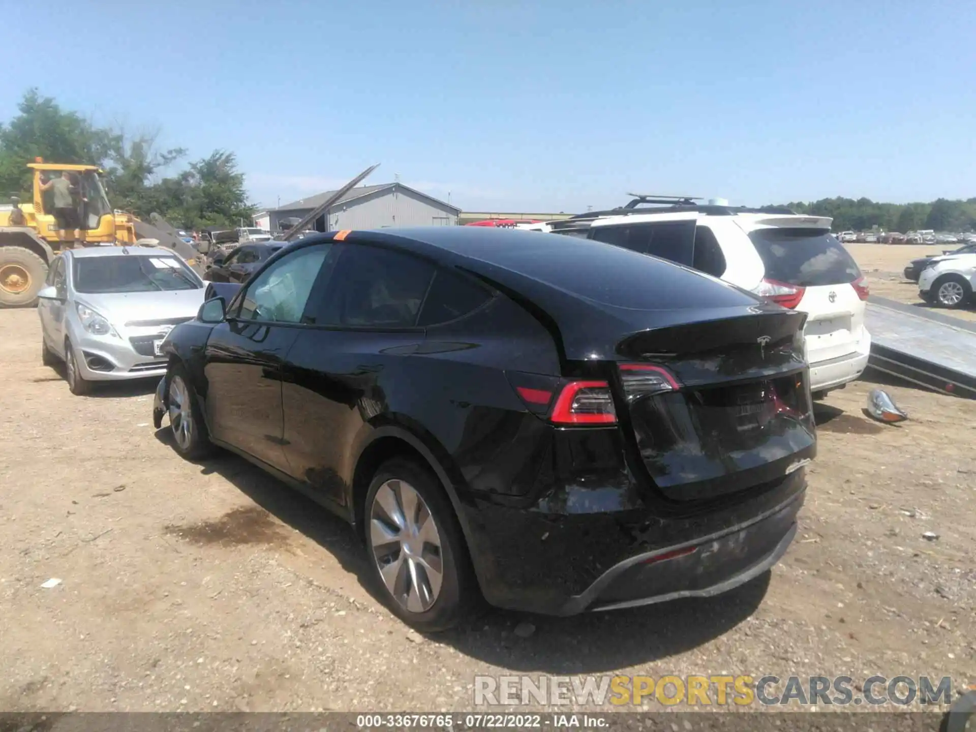 3 Photograph of a damaged car 5YJYGDEE3LF048091 TESLA MODEL Y 2020