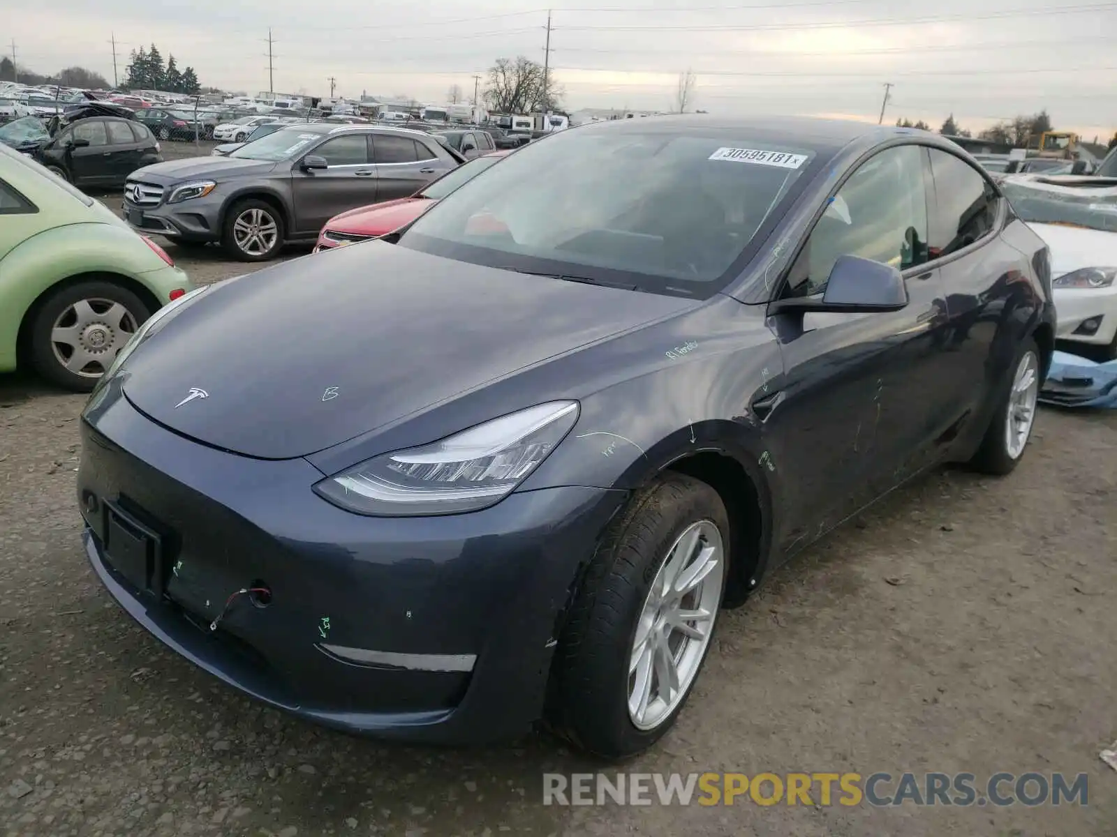 2 Фотография поврежденного автомобиля 5YJYGDEE3LF050911 TESLA MODEL Y 2020