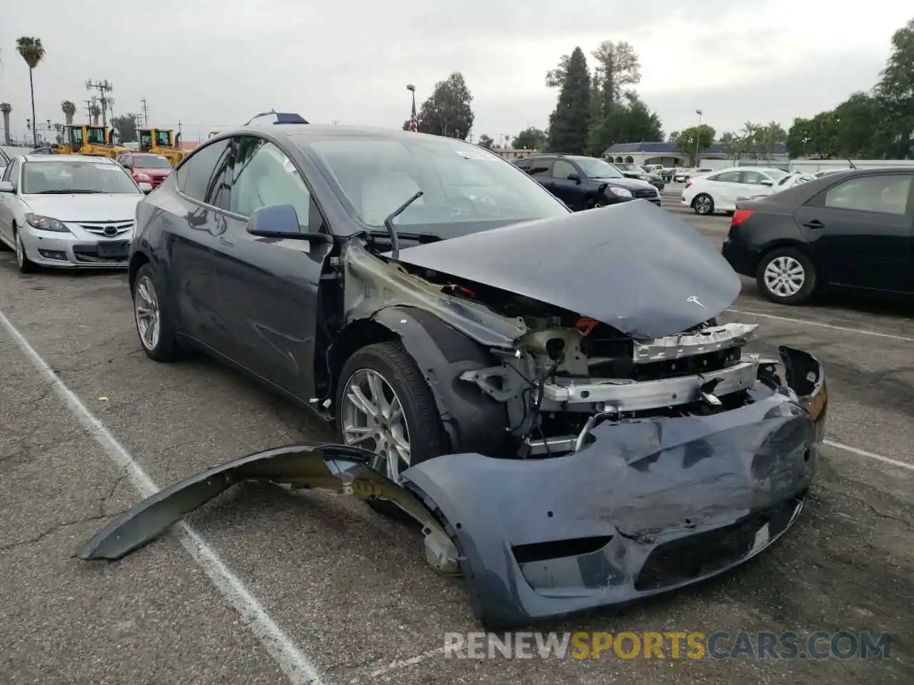 1 Photograph of a damaged car 5YJYGDEE3LF052190 TESLA MODEL Y 2020