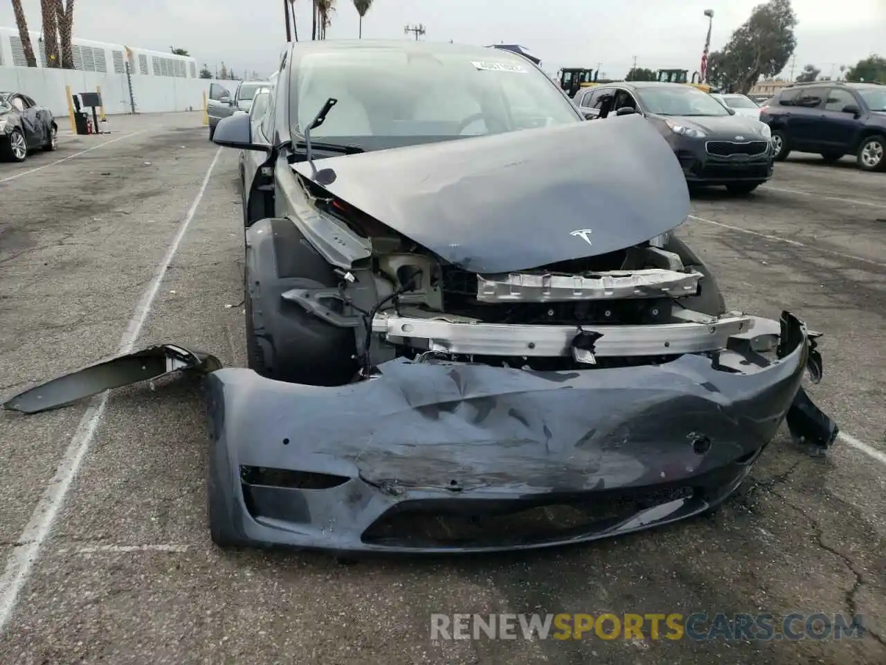 9 Photograph of a damaged car 5YJYGDEE3LF052190 TESLA MODEL Y 2020