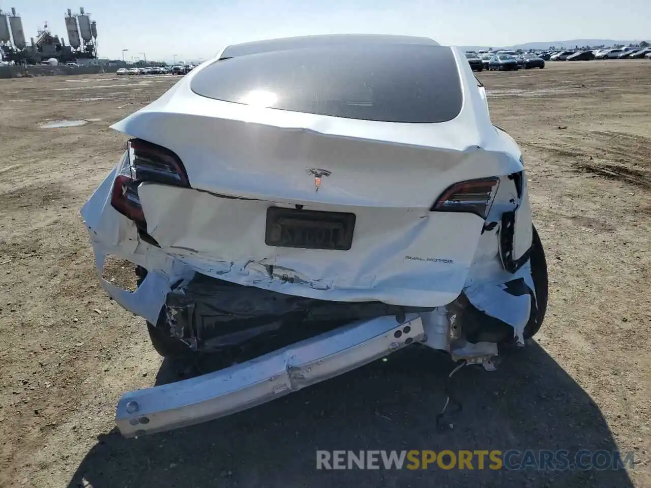 6 Photograph of a damaged car 5YJYGDEE3LF054604 TESLA MODEL Y 2020