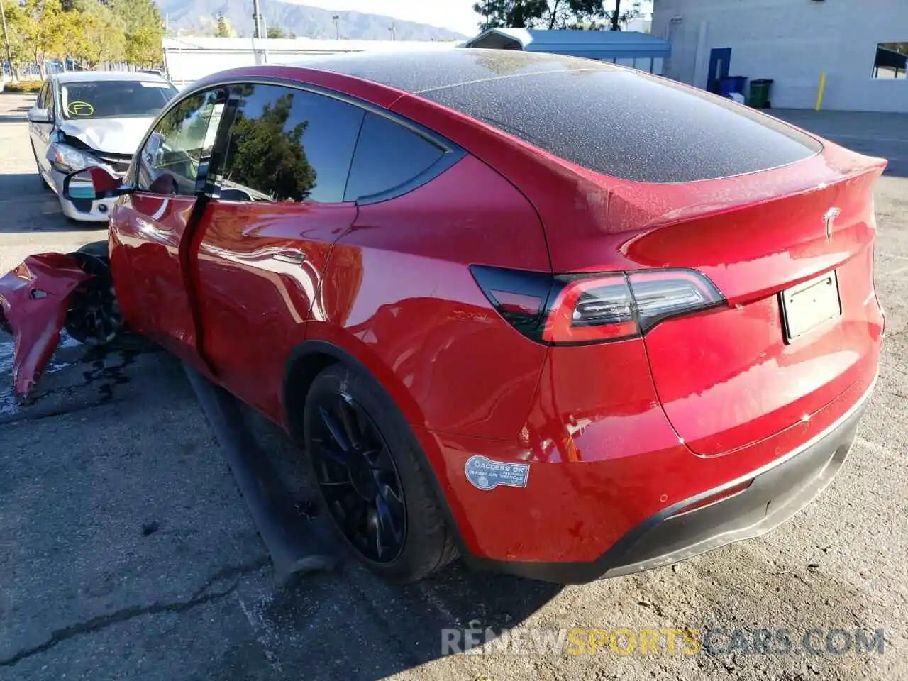 3 Фотография поврежденного автомобиля 5YJYGDEE3LF055381 TESLA MODEL Y 2020