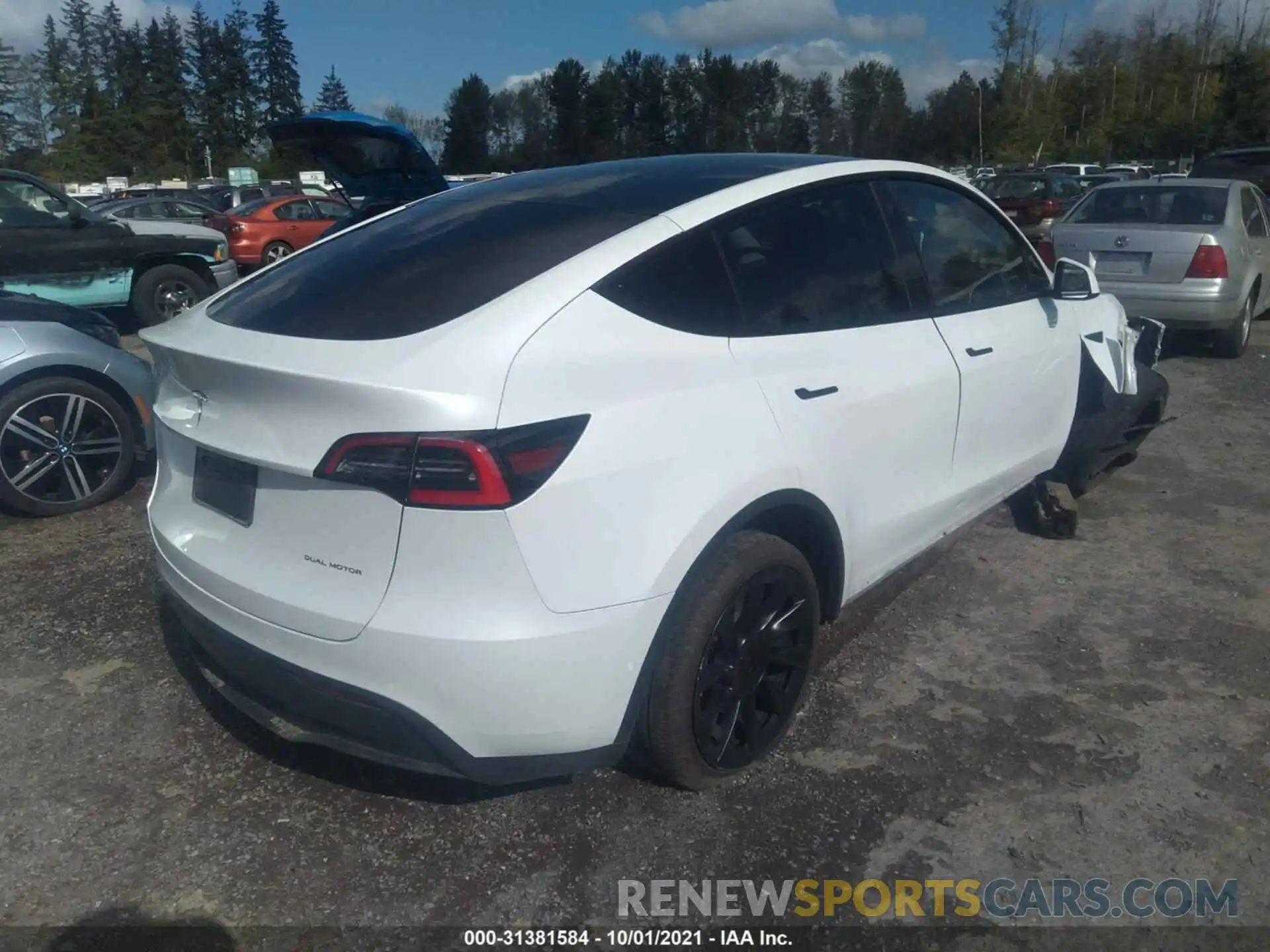 4 Фотография поврежденного автомобиля 5YJYGDEE3LF057406 TESLA MODEL Y 2020