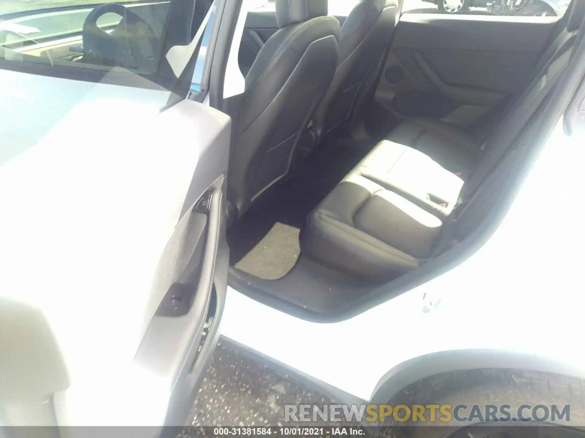 8 Photograph of a damaged car 5YJYGDEE3LF057406 TESLA MODEL Y 2020