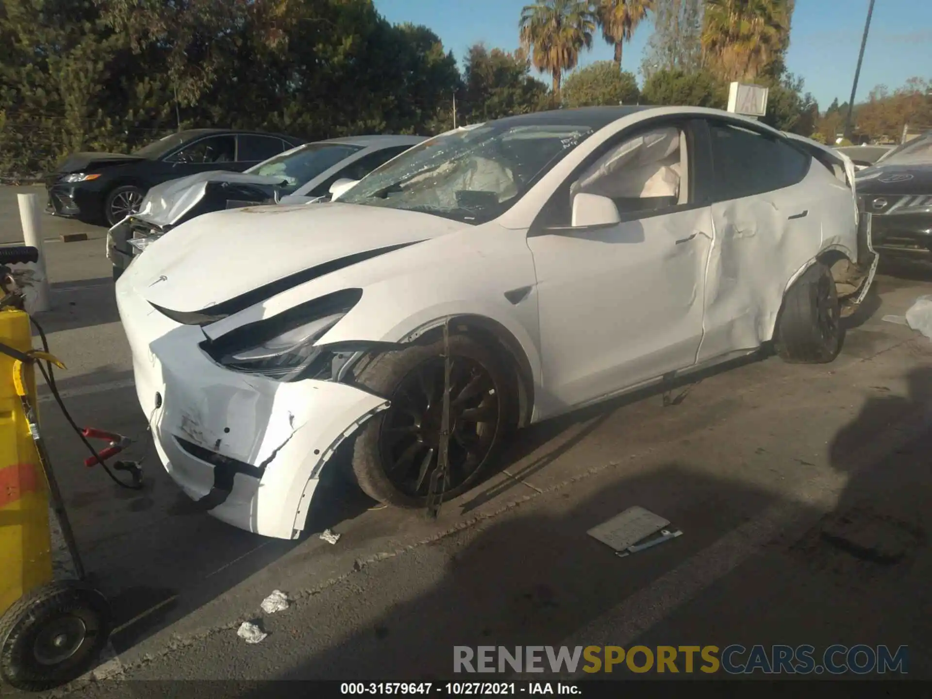 2 Photograph of a damaged car 5YJYGDEE3LF058538 TESLA MODEL Y 2020