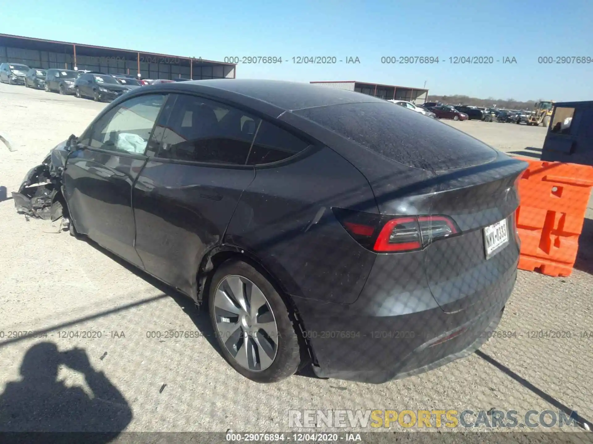 3 Фотография поврежденного автомобиля 5YJYGDEE3LF059205 TESLA MODEL Y 2020