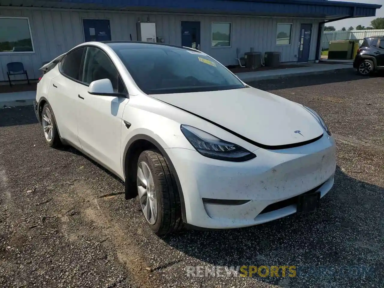 1 Photograph of a damaged car 5YJYGDEE4LF009106 TESLA MODEL Y 2020