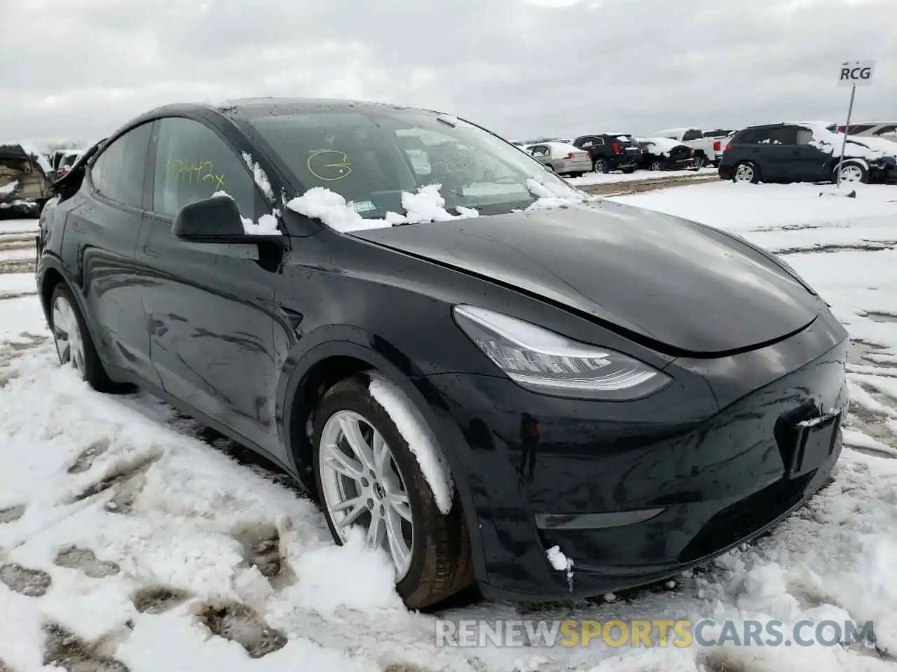 1 Photograph of a damaged car 5YJYGDEE4LF014127 TESLA MODEL Y 2020