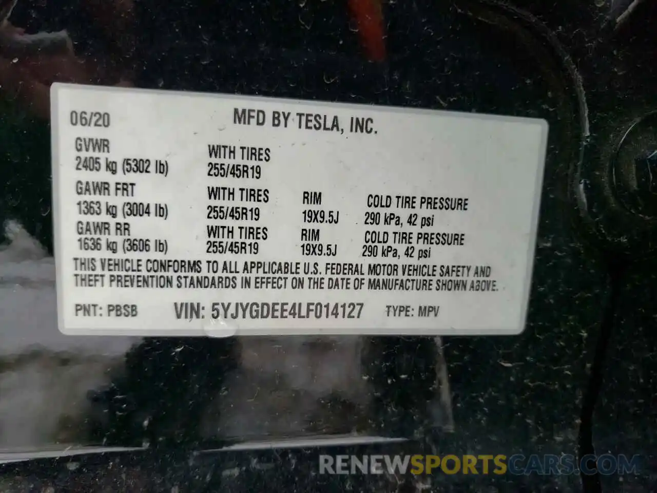 10 Photograph of a damaged car 5YJYGDEE4LF014127 TESLA MODEL Y 2020