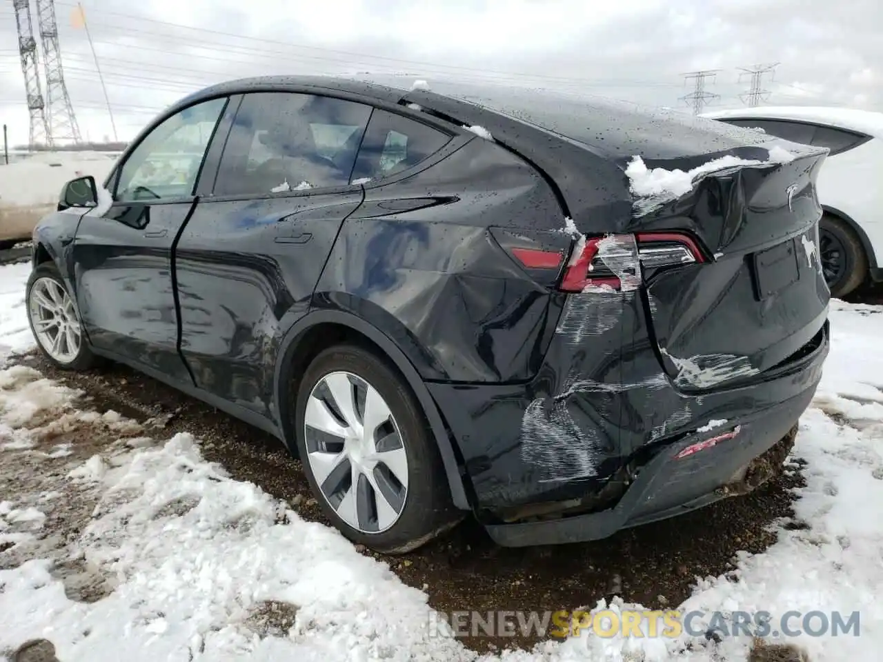 3 Photograph of a damaged car 5YJYGDEE4LF014127 TESLA MODEL Y 2020