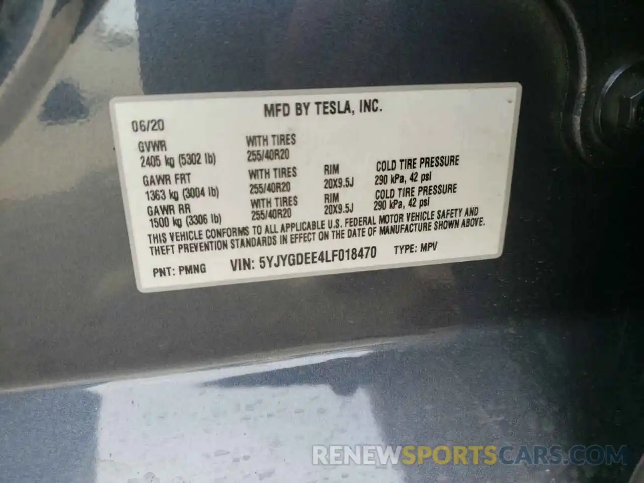 10 Photograph of a damaged car 5YJYGDEE4LF018470 TESLA MODEL Y 2020