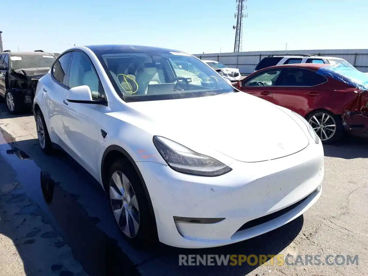 1 Photograph of a damaged car 5YJYGDEE4LF023958 TESLA MODEL Y 2020