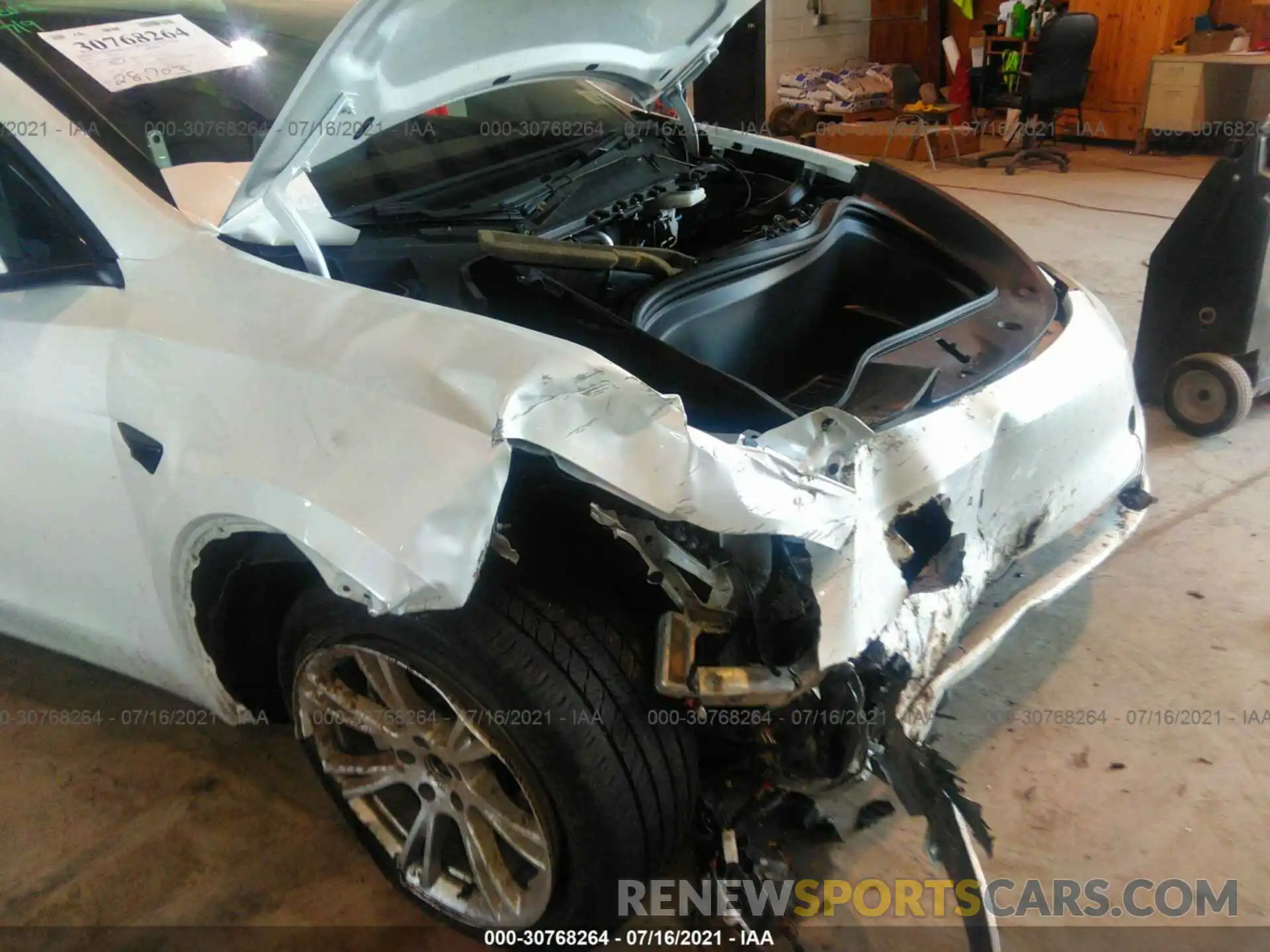 6 Photograph of a damaged car 5YJYGDEE4LF025905 TESLA MODEL Y 2020