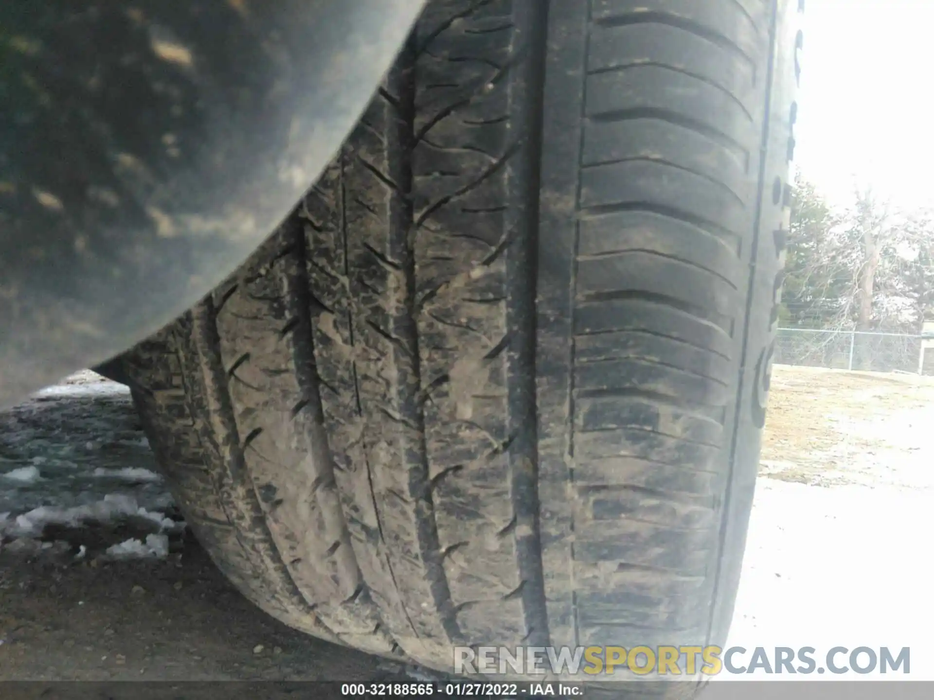 15 Photograph of a damaged car 5YJYGDEE4LF026410 TESLA MODEL Y 2020