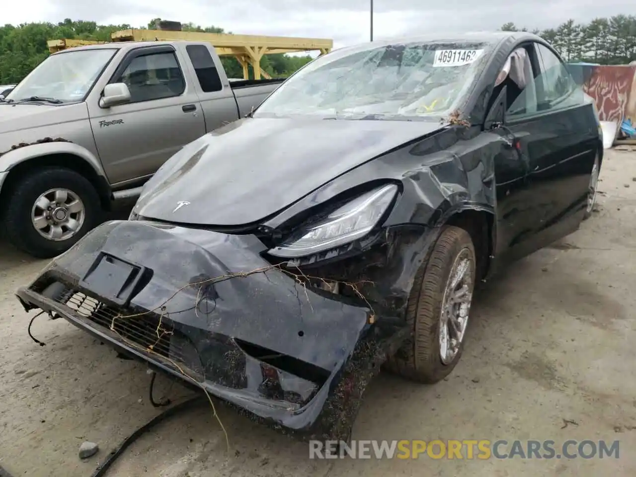 2 Photograph of a damaged car 5YJYGDEE4LF035303 TESLA MODEL Y 2020