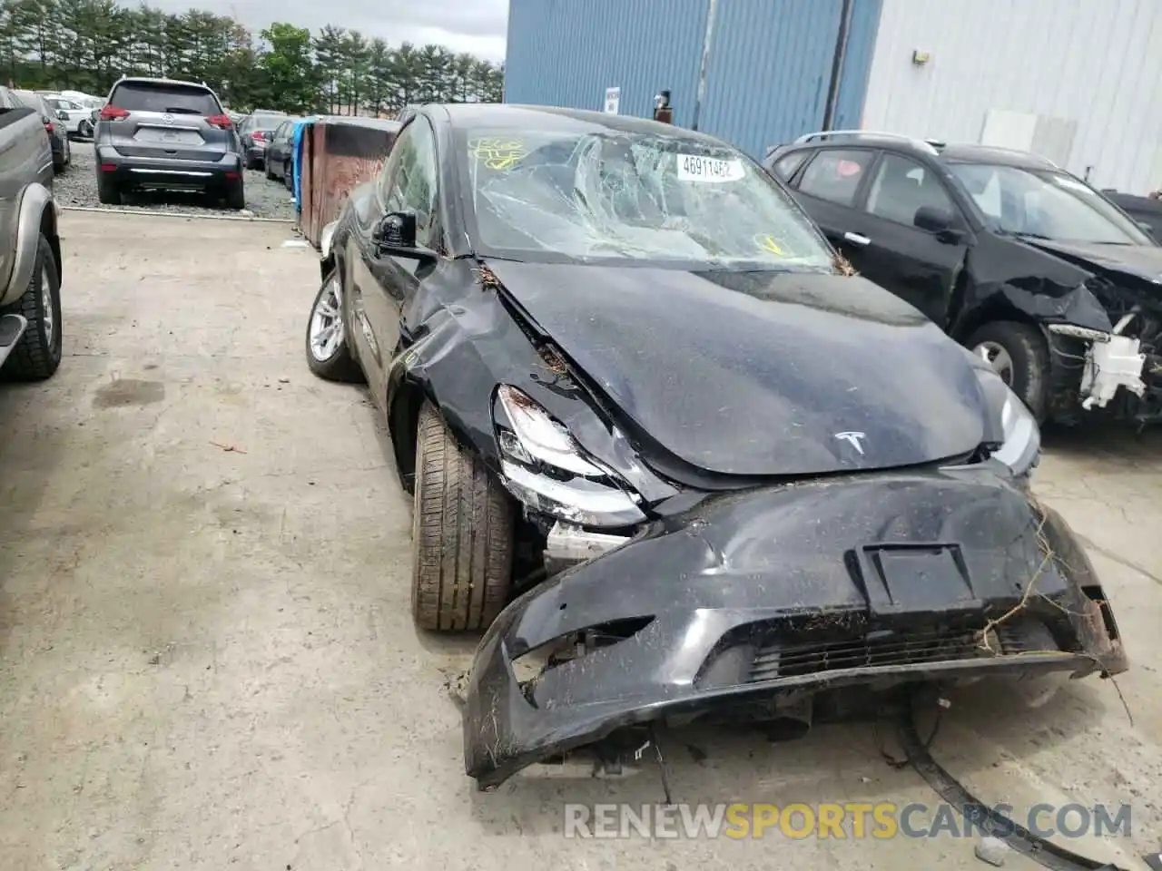 9 Photograph of a damaged car 5YJYGDEE4LF035303 TESLA MODEL Y 2020