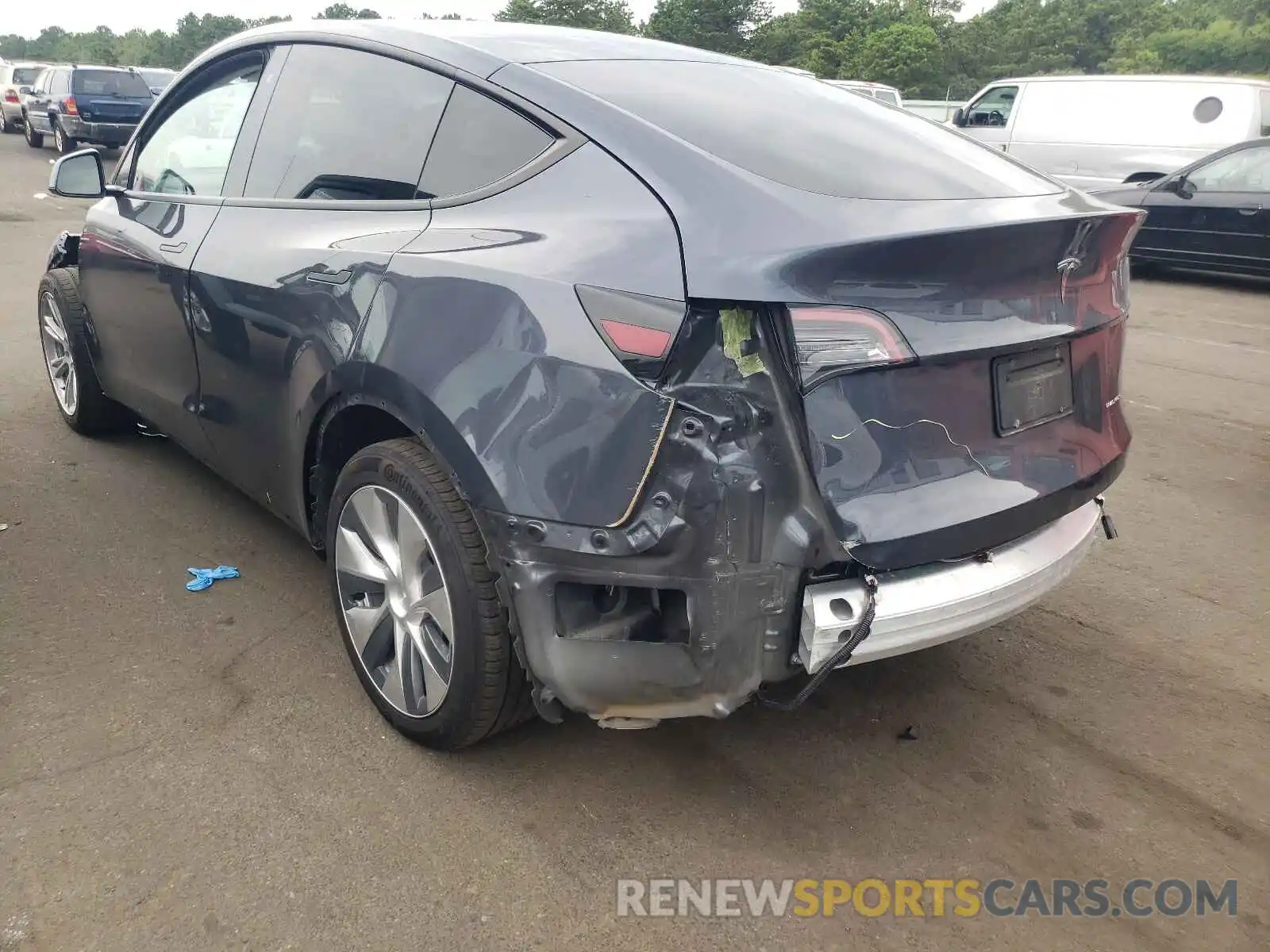 3 Photograph of a damaged car 5YJYGDEE4LF040923 TESLA MODEL Y 2020