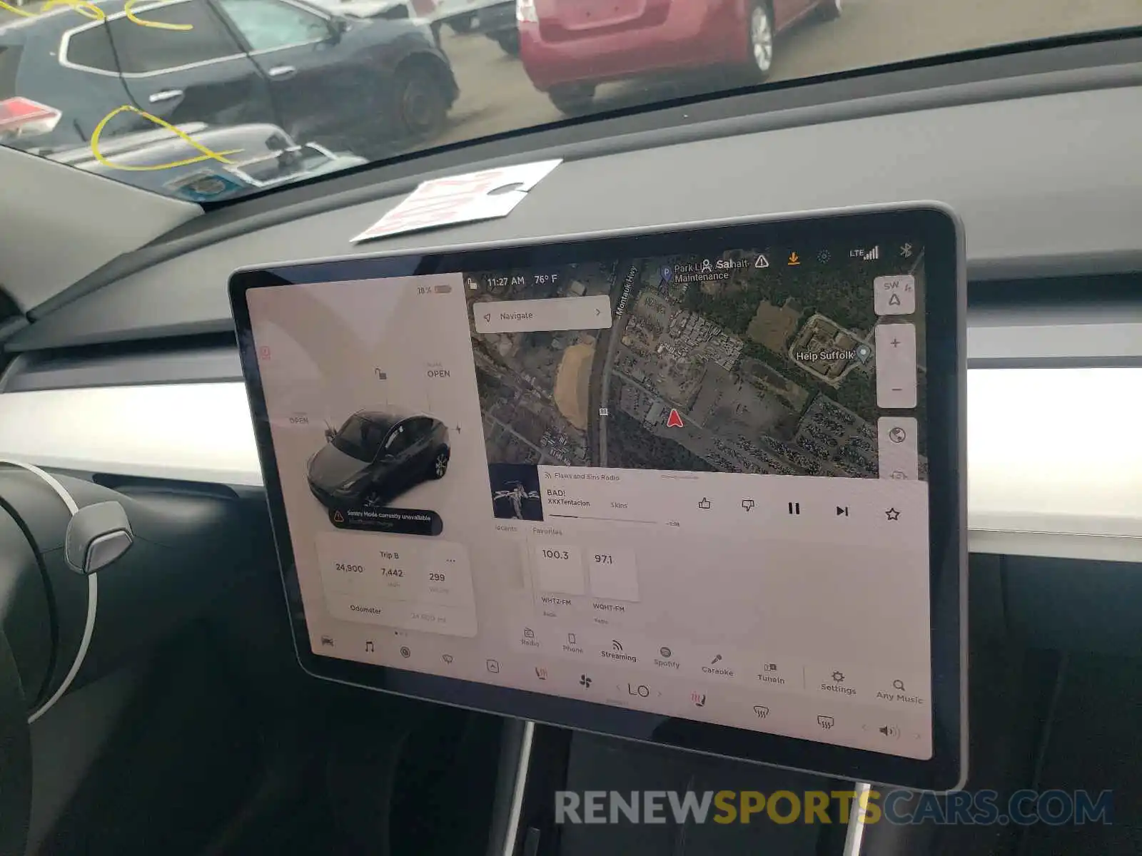 9 Photograph of a damaged car 5YJYGDEE4LF040923 TESLA MODEL Y 2020