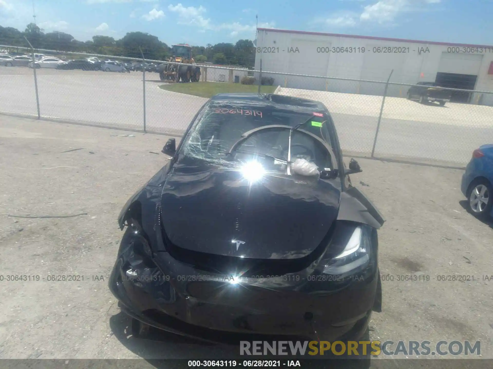 6 Photograph of a damaged car 5YJYGDEE4LF043014 TESLA MODEL Y 2020