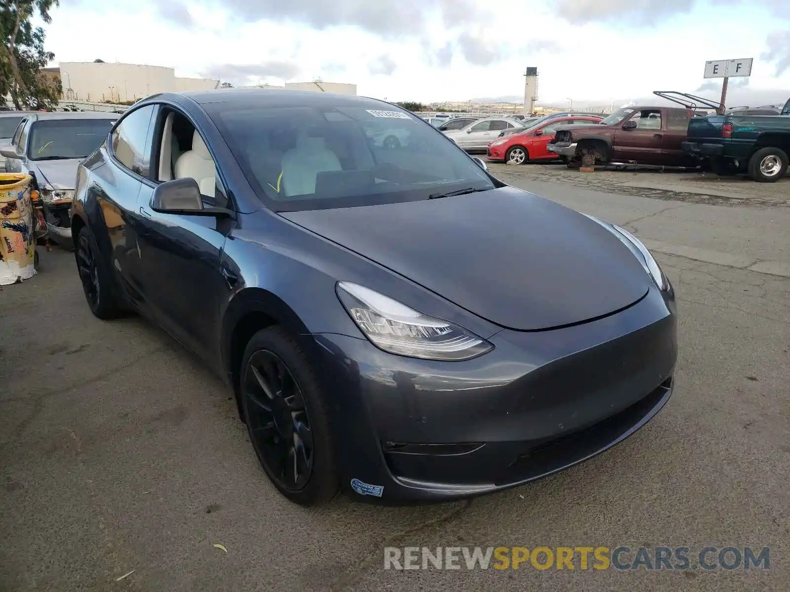 1 Photograph of a damaged car 5YJYGDEE4LF046205 TESLA MODEL Y 2020