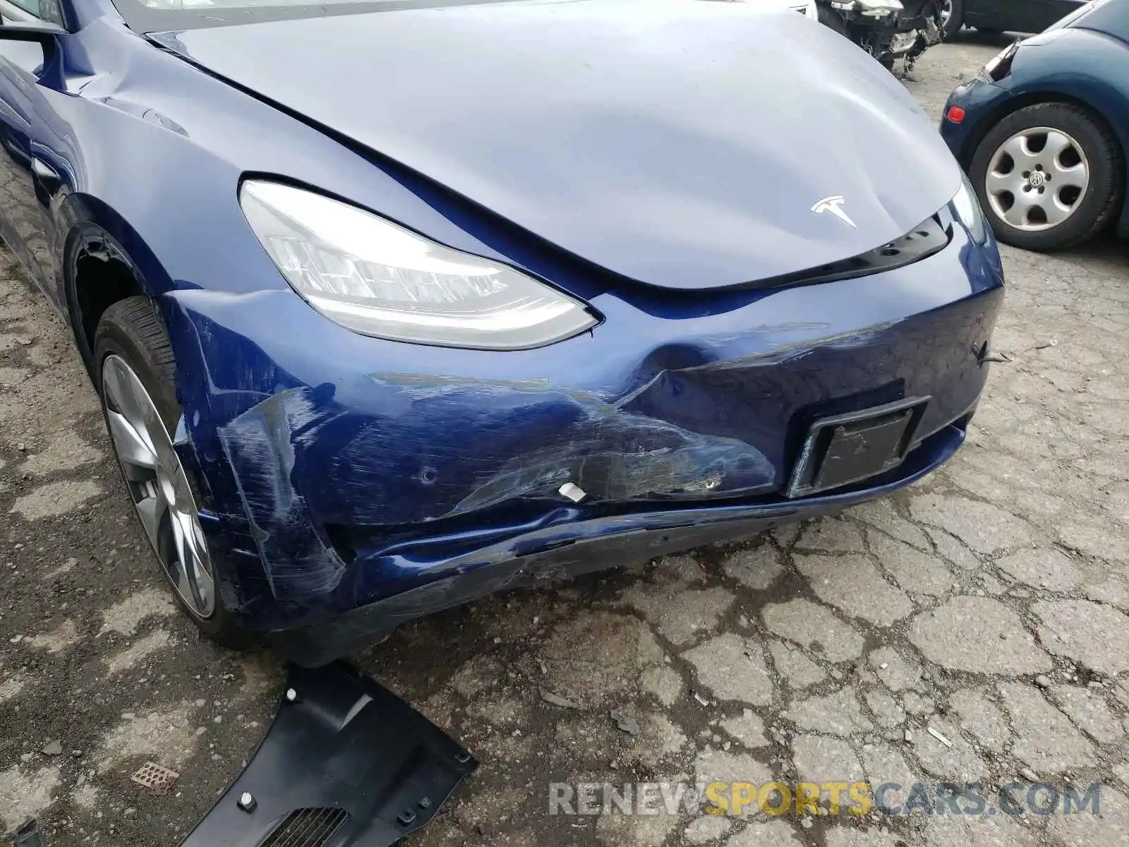 9 Photograph of a damaged car 5YJYGDEE4LF047533 TESLA MODEL Y 2020