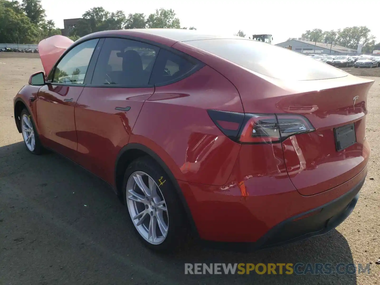 3 Photograph of a damaged car 5YJYGDEE4LF047774 TESLA MODEL Y 2020