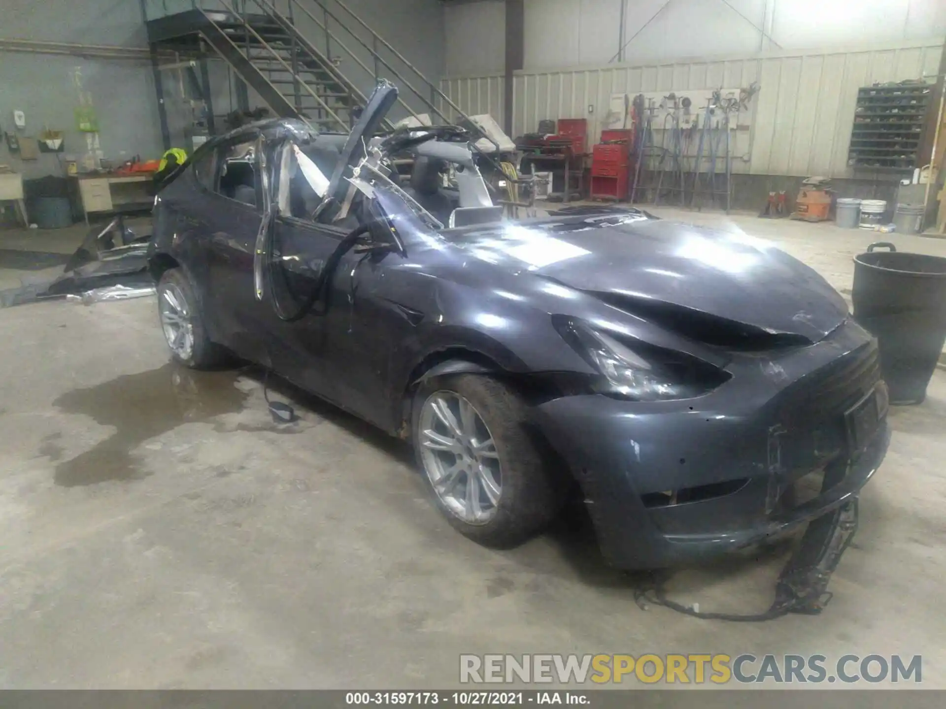 1 Photograph of a damaged car 5YJYGDEE4LF050271 TESLA MODEL Y 2020