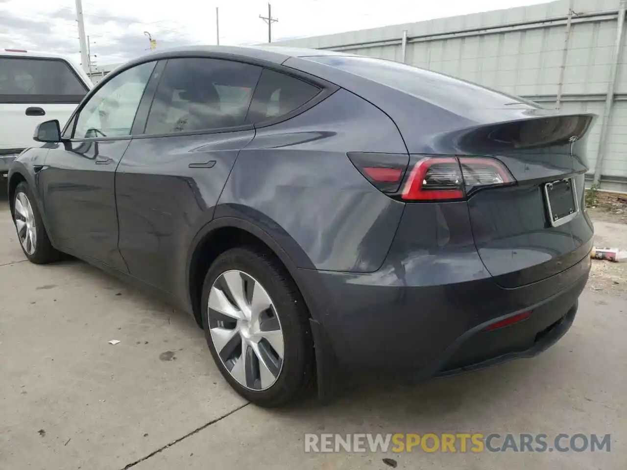 3 Photograph of a damaged car 5YJYGDEE4LF050397 TESLA MODEL Y 2020