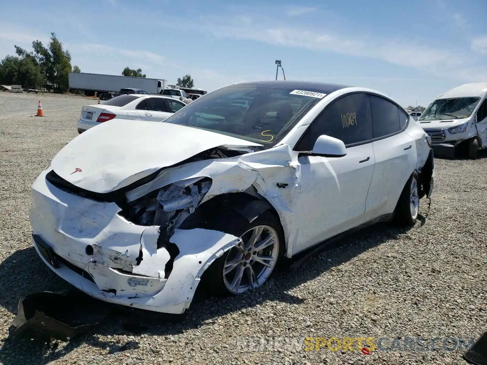 2 Photograph of a damaged car 5YJYGDEE4LF050545 TESLA MODEL Y 2020