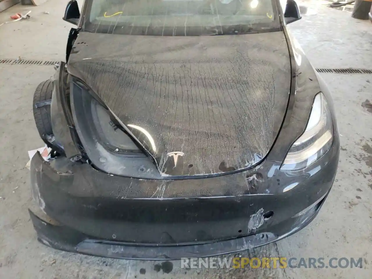 7 Photograph of a damaged car 5YJYGDEE4LF052487 TESLA MODEL Y 2020