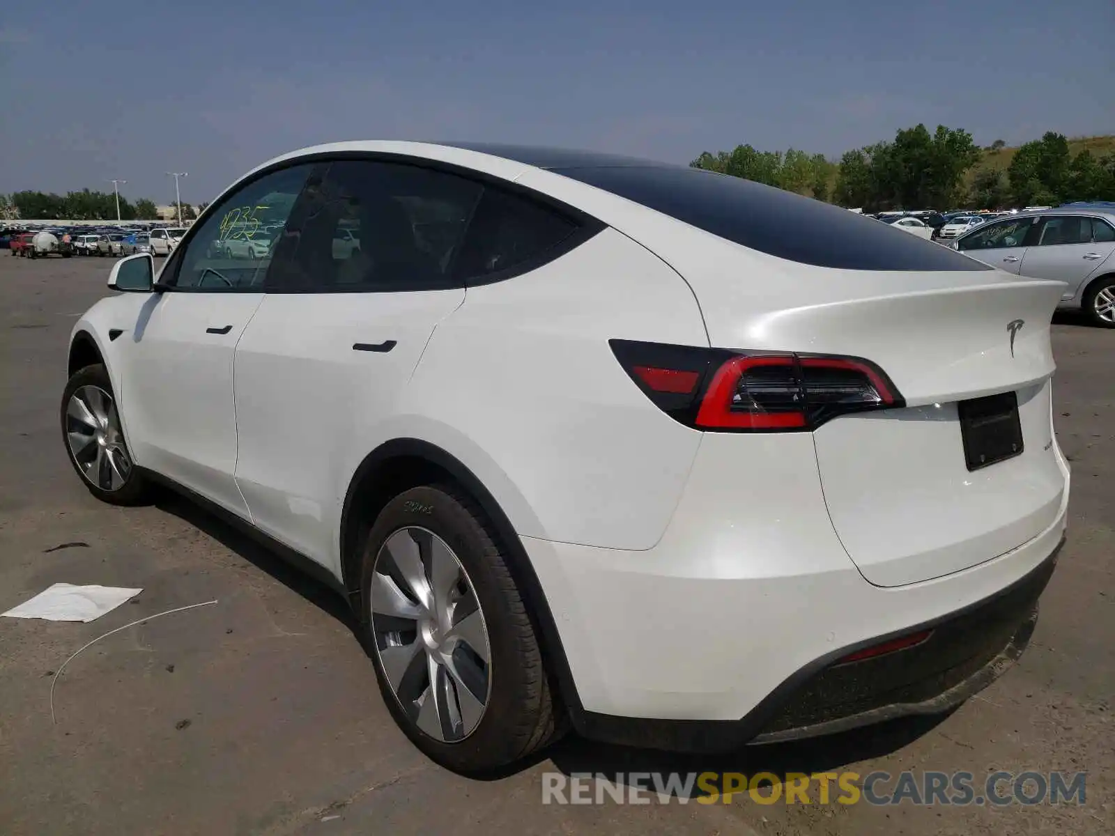 3 Photograph of a damaged car 5YJYGDEE4LF053428 TESLA MODEL Y 2020