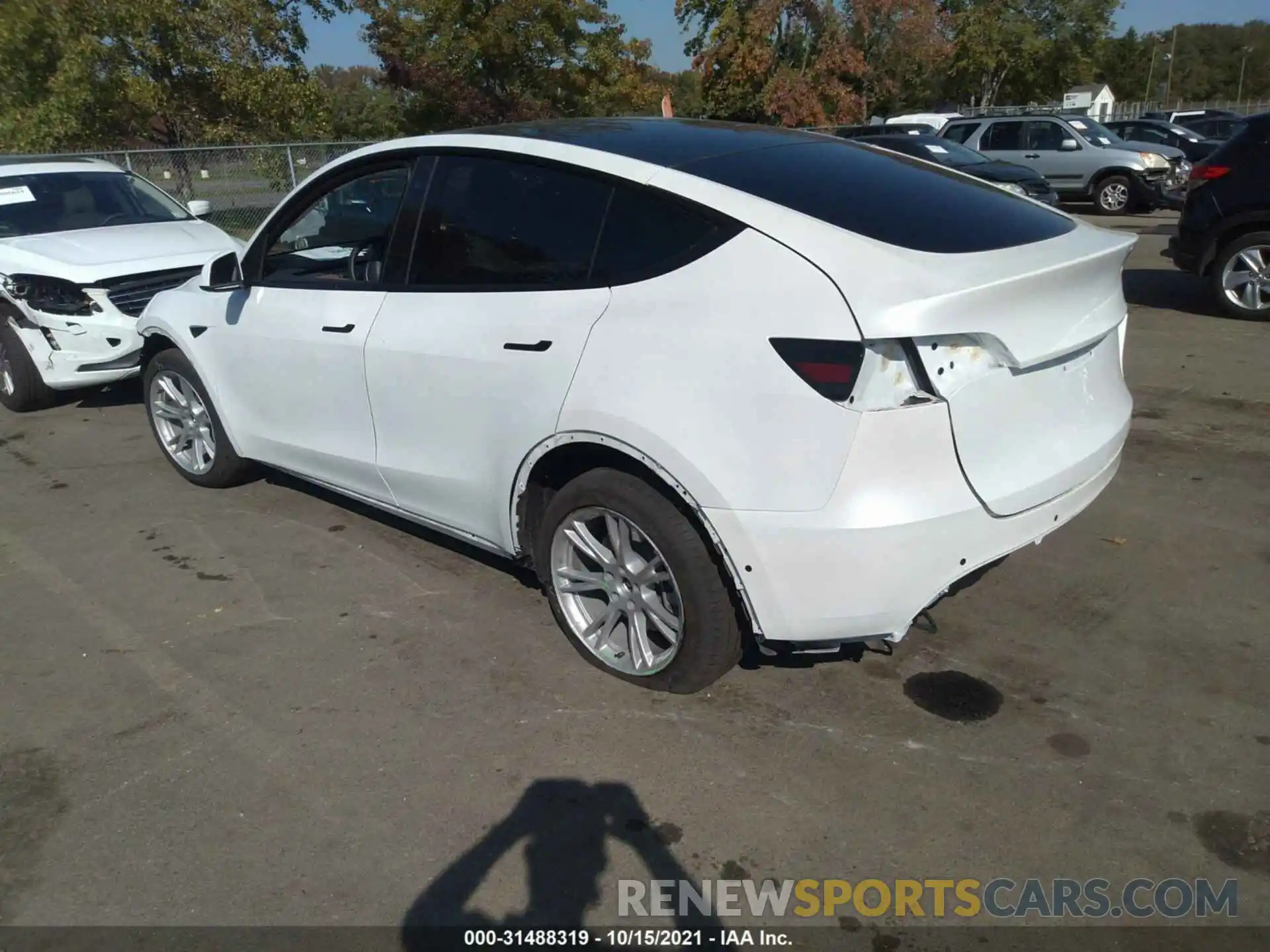 3 Photograph of a damaged car 5YJYGDEE5LF009129 TESLA MODEL Y 2020