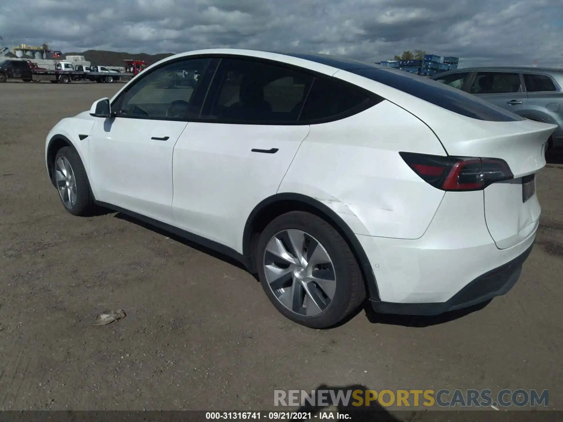 3 Photograph of a damaged car 5YJYGDEE5LF009180 TESLA MODEL Y 2020