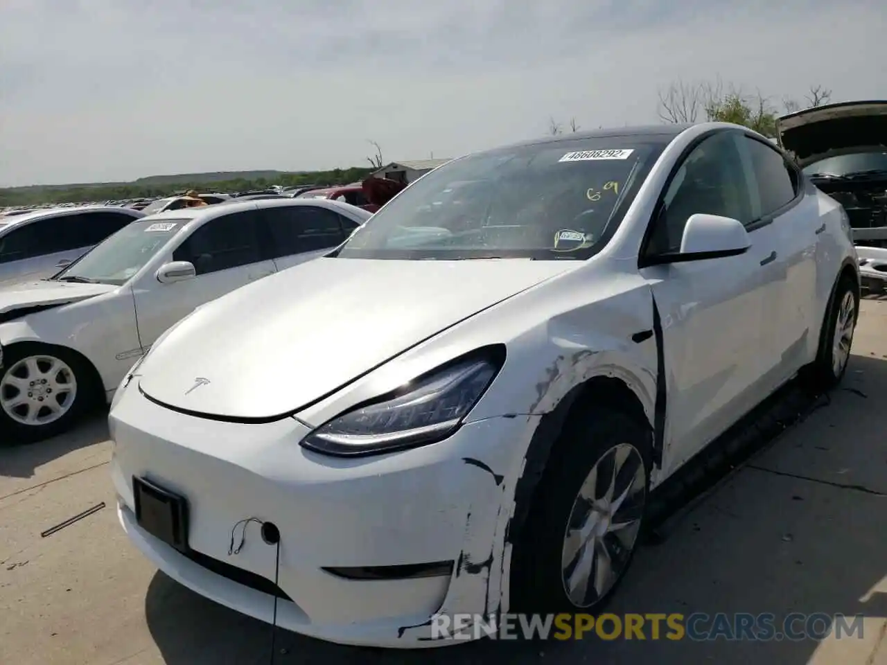 2 Photograph of a damaged car 5YJYGDEE5LF011799 TESLA MODEL Y 2020