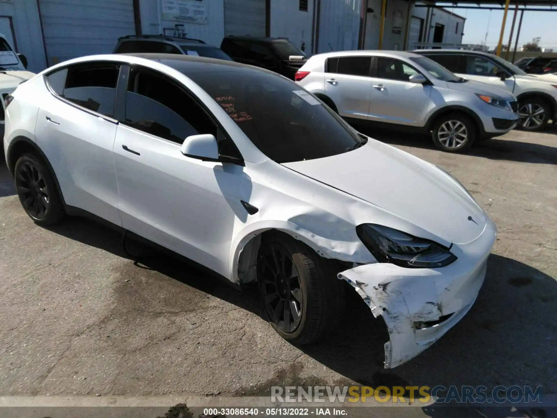 1 Photograph of a damaged car 5YJYGDEE5LF012872 TESLA MODEL Y 2020