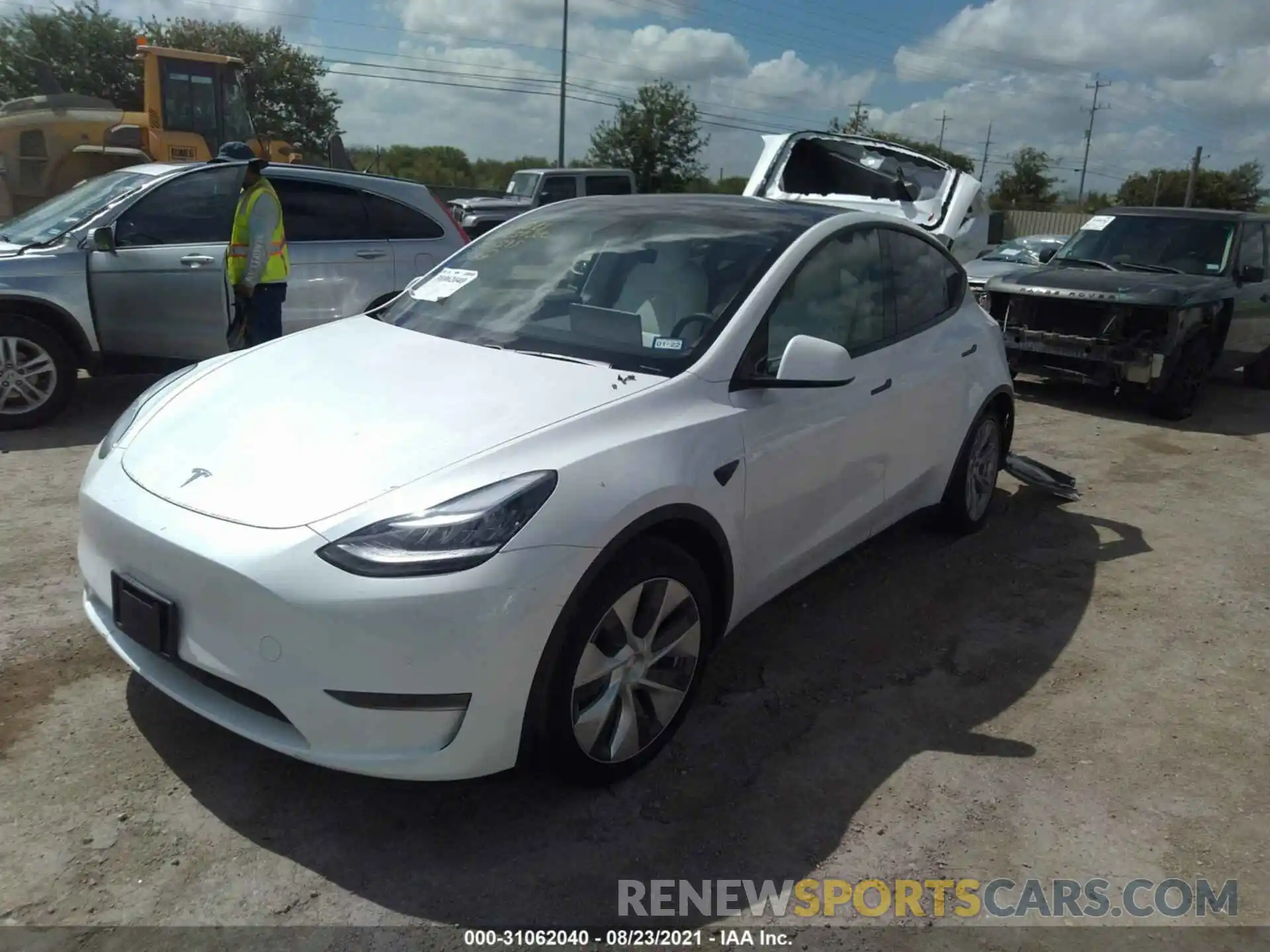 2 Фотография поврежденного автомобиля 5YJYGDEE5LF023595 TESLA MODEL Y 2020