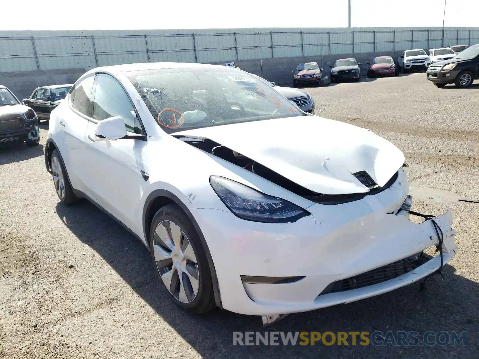 1 Photograph of a damaged car 5YJYGDEE5LF026478 TESLA MODEL Y 2020