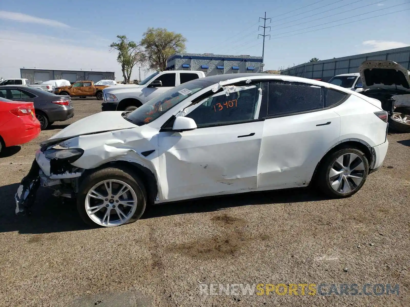 9 Photograph of a damaged car 5YJYGDEE5LF026478 TESLA MODEL Y 2020