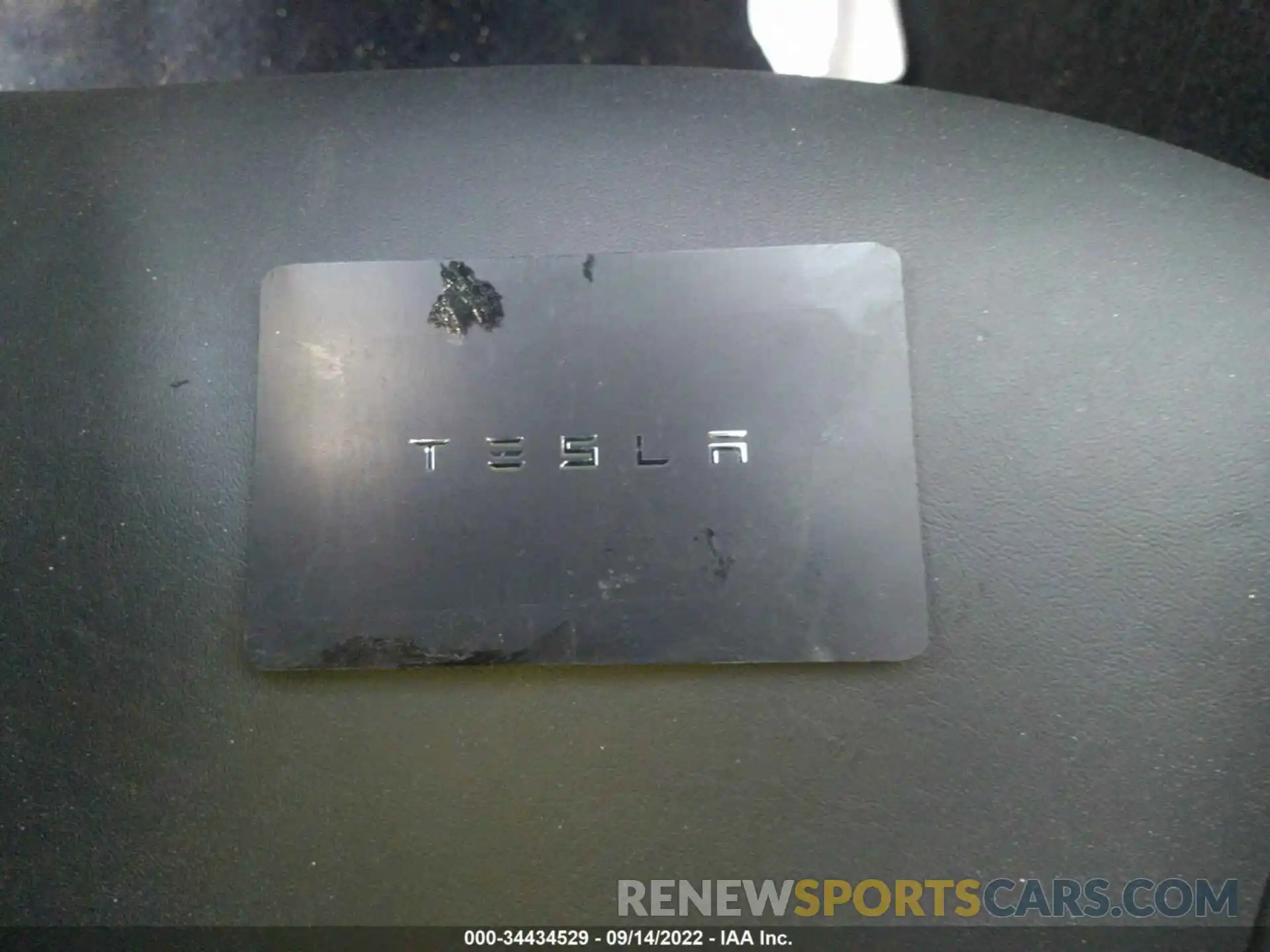 11 Photograph of a damaged car 5YJYGDEE5LF032023 TESLA MODEL Y 2020